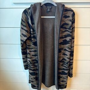 Like new Rachel Zoe camouflage cardigan with hood and deep pockets